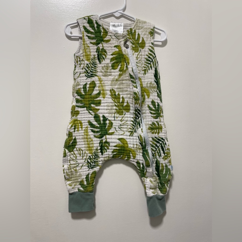 Little unicorn lightweight Leaf Print Baby Sleeveless Romper sleepsack